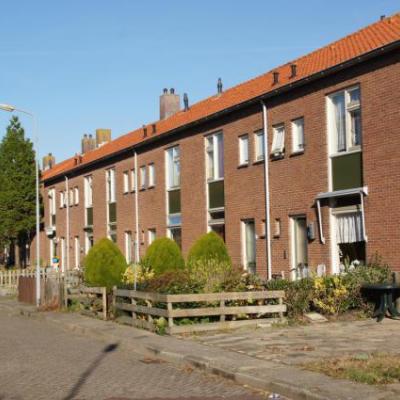 straat met woningen in de wijk Malta